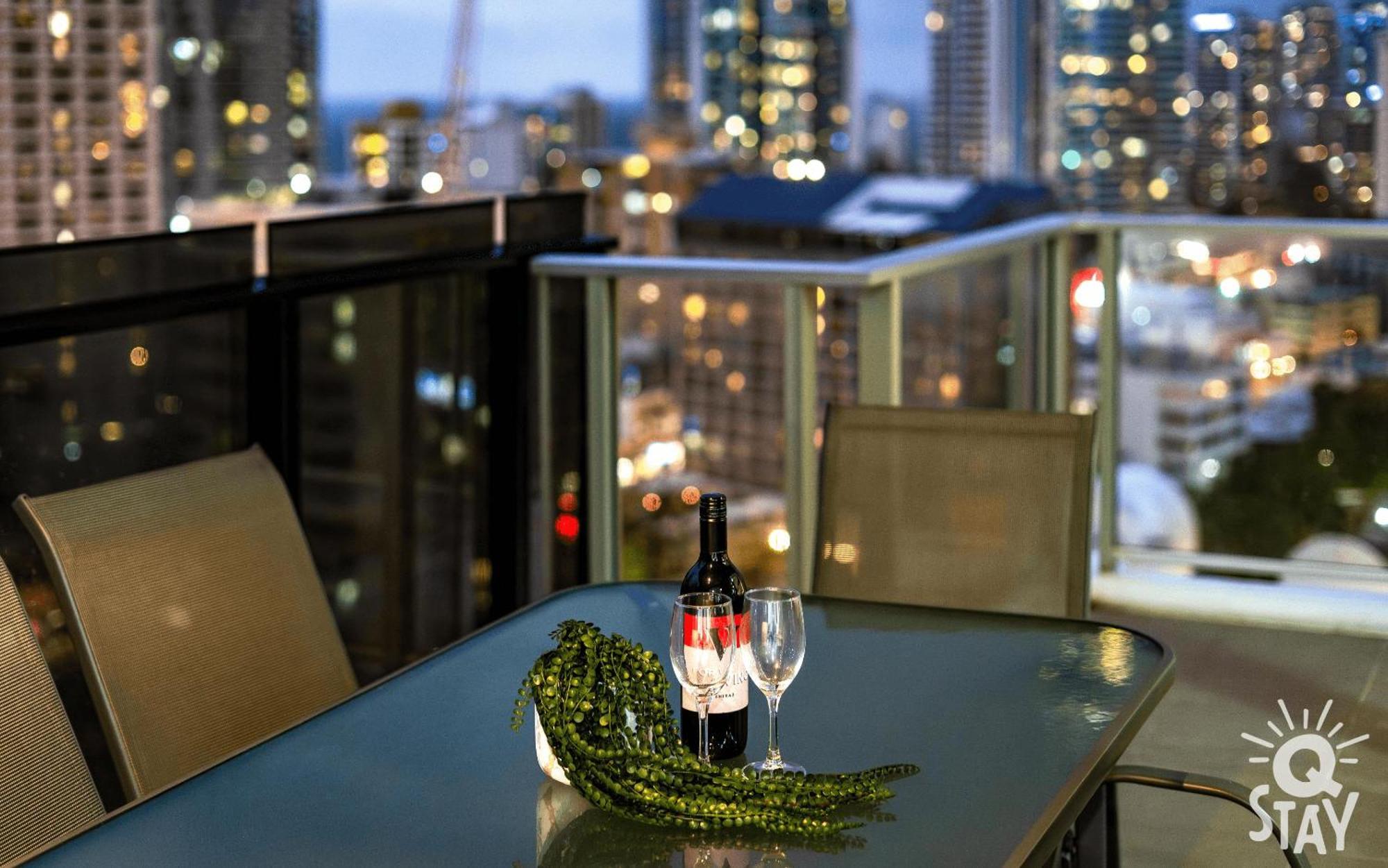 Circle On Cavill By Vaun Aparthotel Gold Coast Luaran gambar